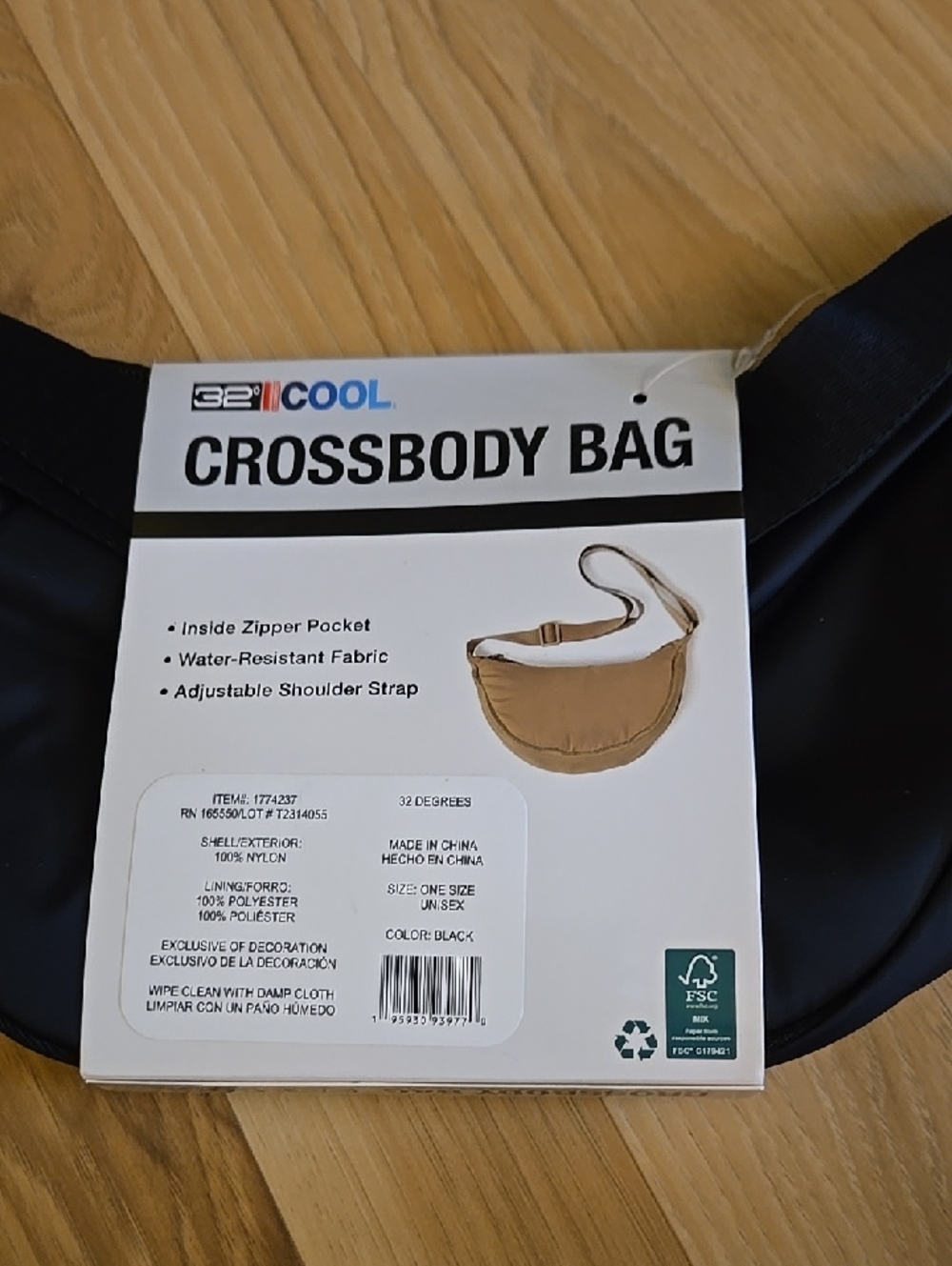 32 Degrees Cool  Black Crossbody Bag - Picture 2 of 3